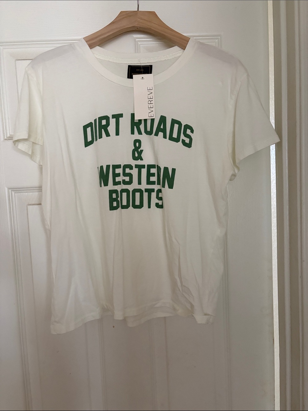 Evereve White Short Sleeve Tee with Green Western Graphic